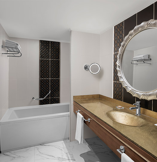 Ng Afyon Corner Suit Card M3