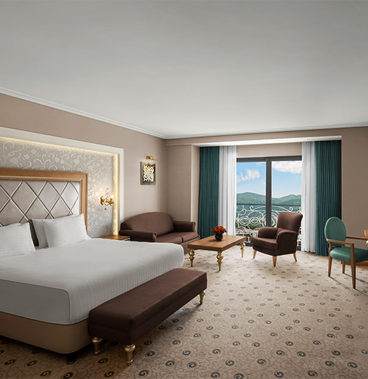 Ng Afyon Corner Suit Card M